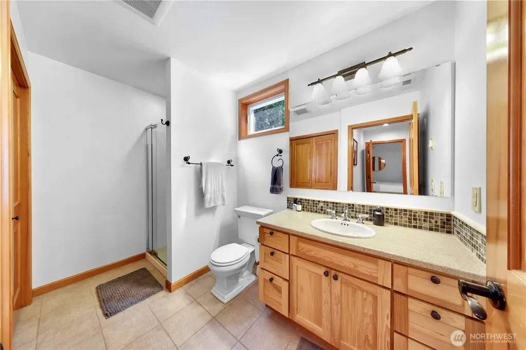 7875 Silver Lake Road Maple Falls WA 98266