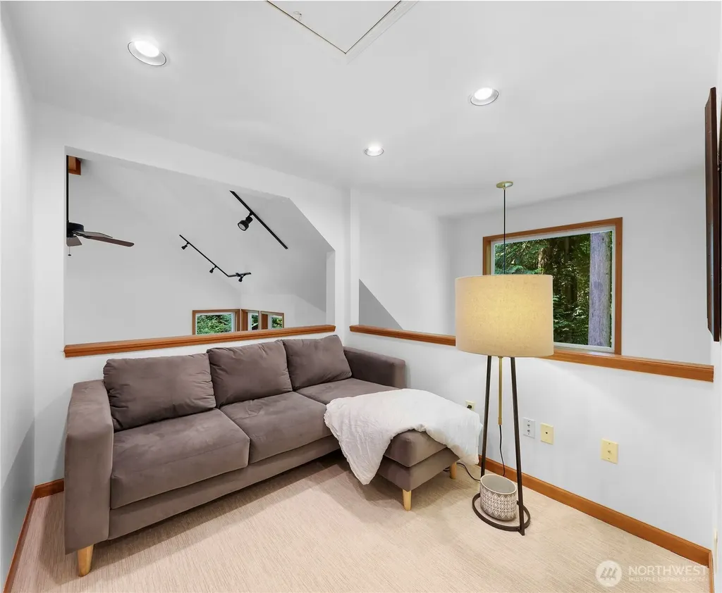 7875 Silver Lake Road Maple Falls WA 98266
