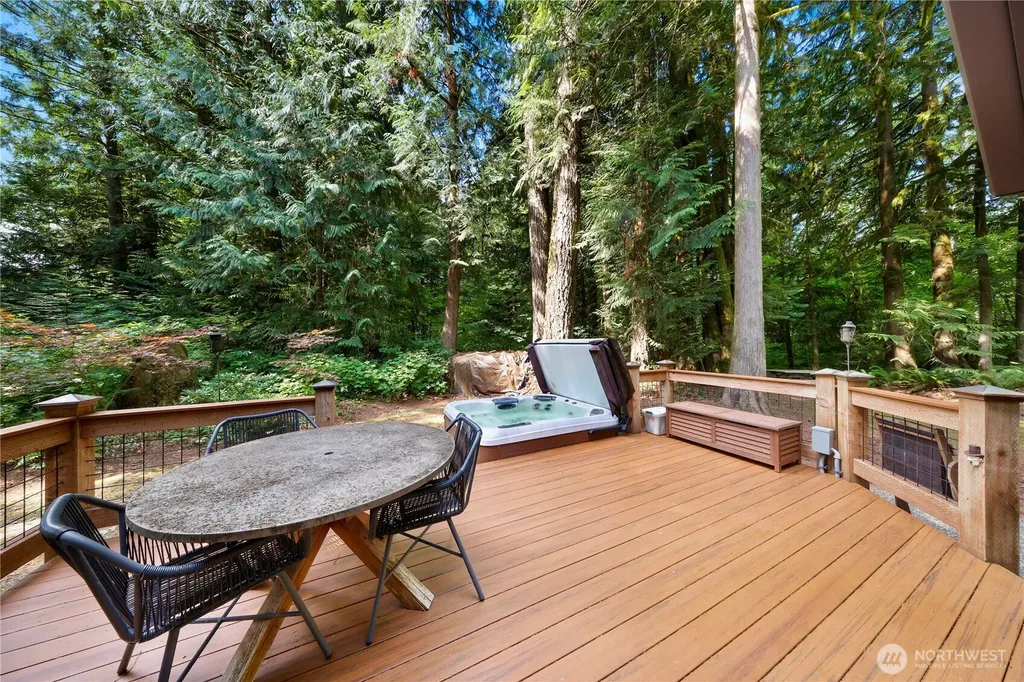 7875 Silver Lake Road Maple Falls WA 98266