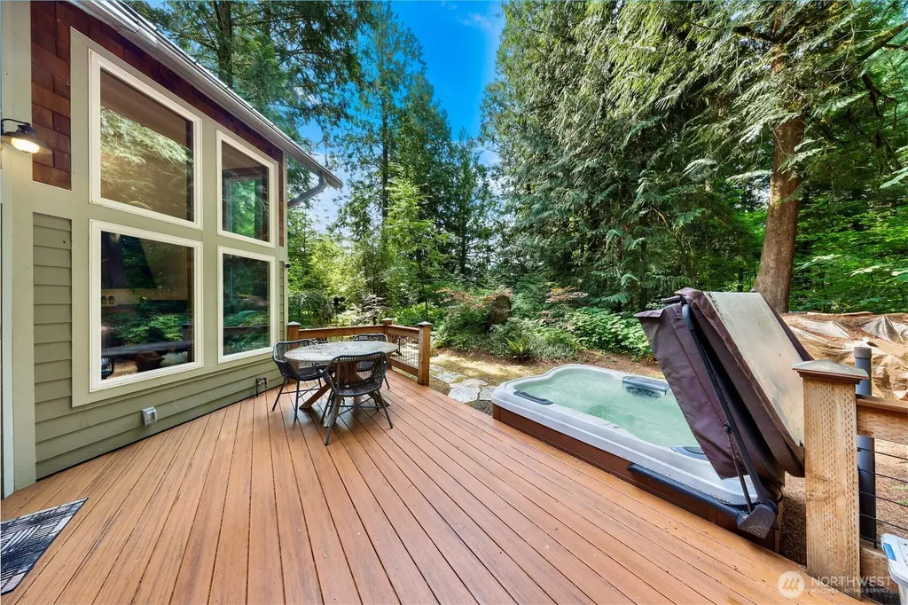 7875 Silver Lake Road Maple Falls WA 98266