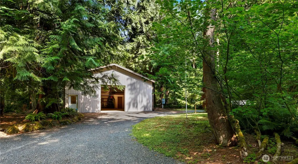 7875 Silver Lake Road Maple Falls WA 98266