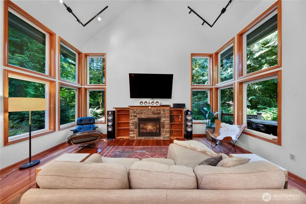 7875 Silver Lake Road Maple Falls WA 98266