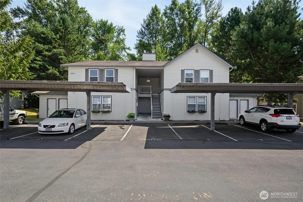 2020 Superior Street Bellingham WA 98229