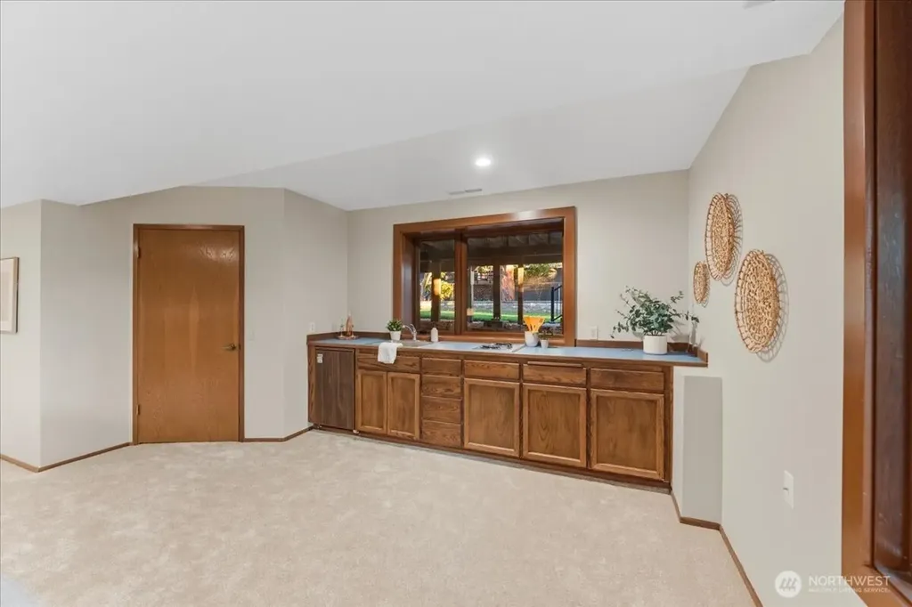 807 7th Avenue N Edmonds WA 98020