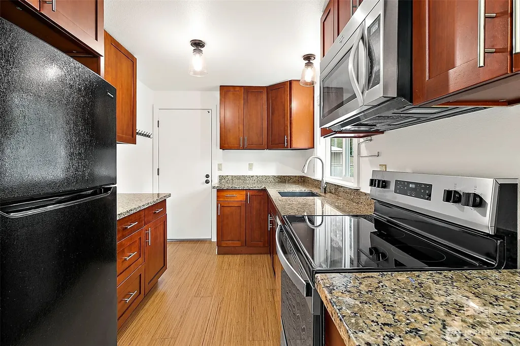 17330 426th Avenue SE North Bend WA 98045