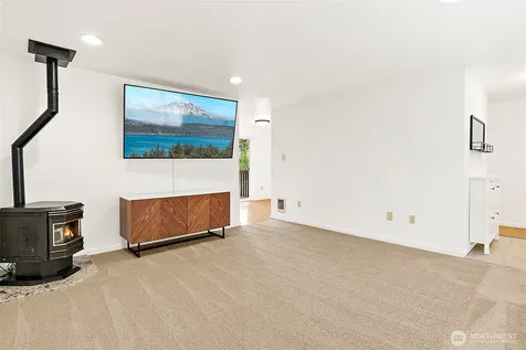 17330 426th Avenue SE North Bend WA 98045
