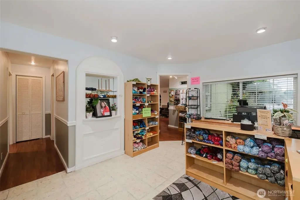 9234 Bay Shore Drive NW Silverdale WA 98383