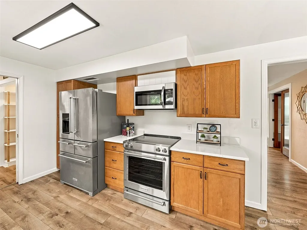 21638 94th Place S Kent WA 98031