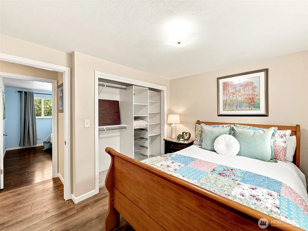21638 94th Place S Kent WA 98031
