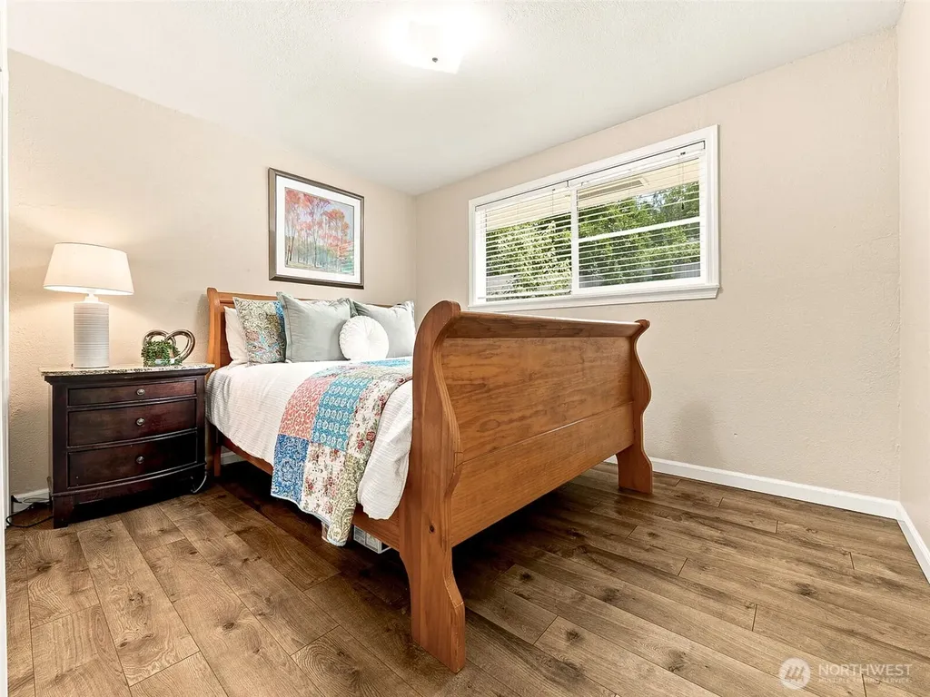 21638 94th Place S Kent WA 98031
