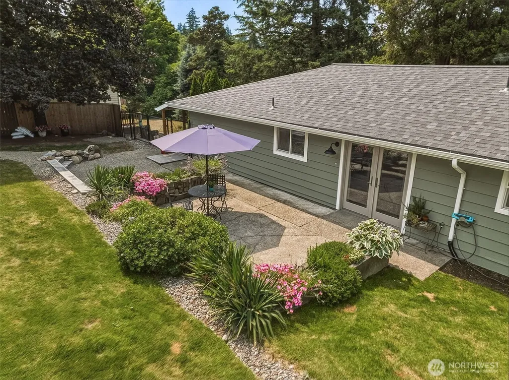 21638 94th Place S Kent WA 98031