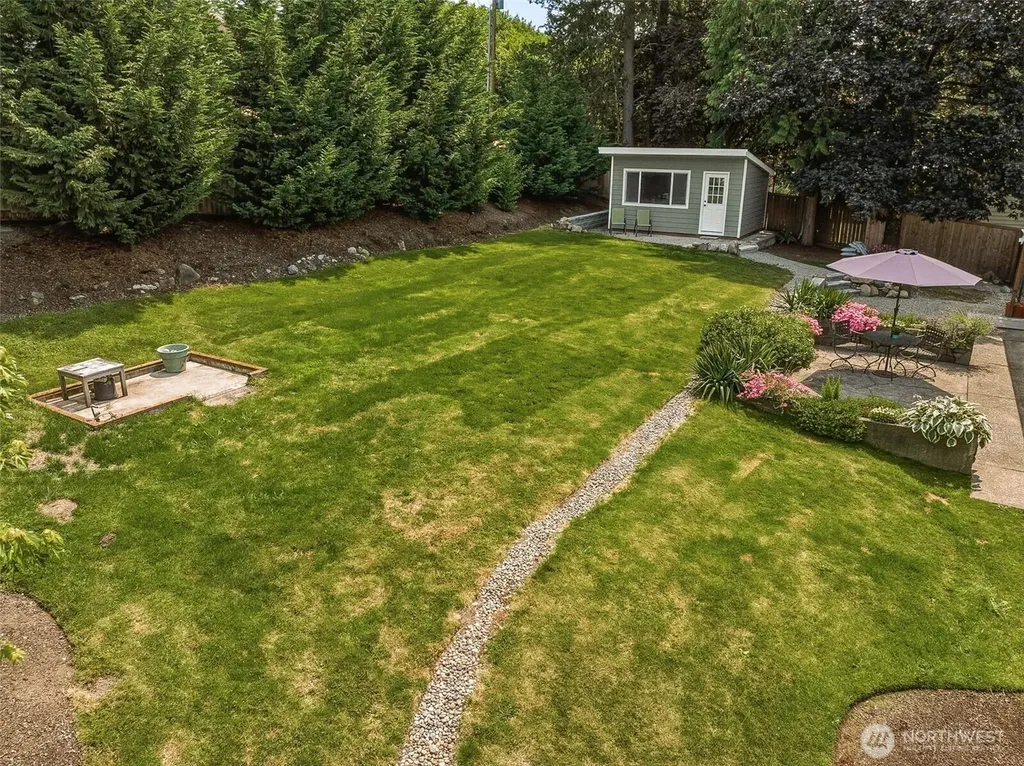21638 94th Place S Kent WA 98031