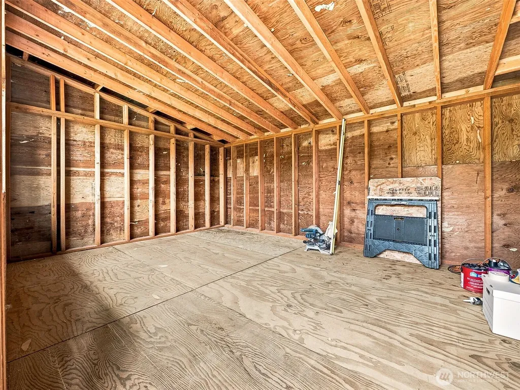 21638 94th Place S Kent WA 98031