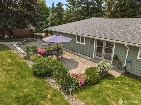 21638 94th Place S Kent WA 98031