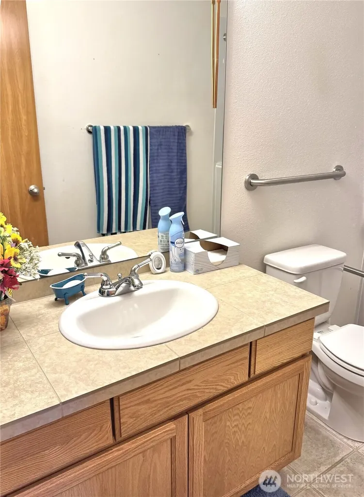393 Canal Drive NE Ocean Shores WA 98569