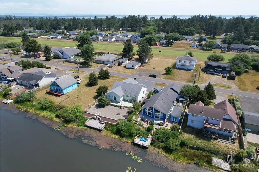 393 Canal Drive NE Ocean Shores WA 98569