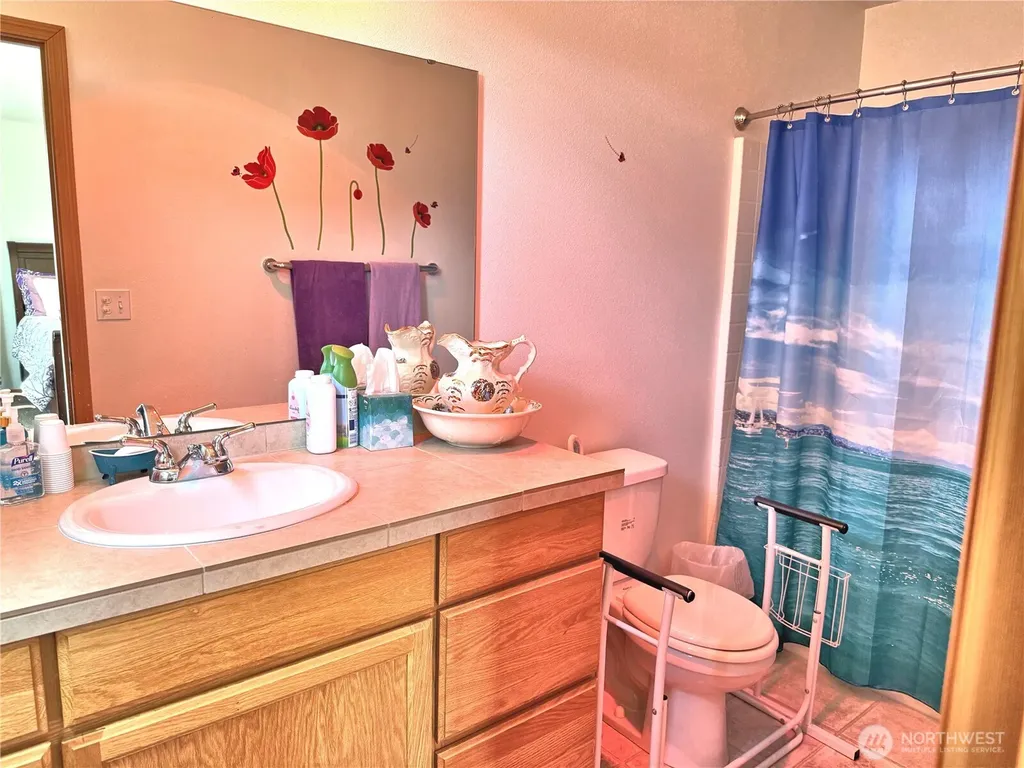 393 Canal Drive NE Ocean Shores WA 98569