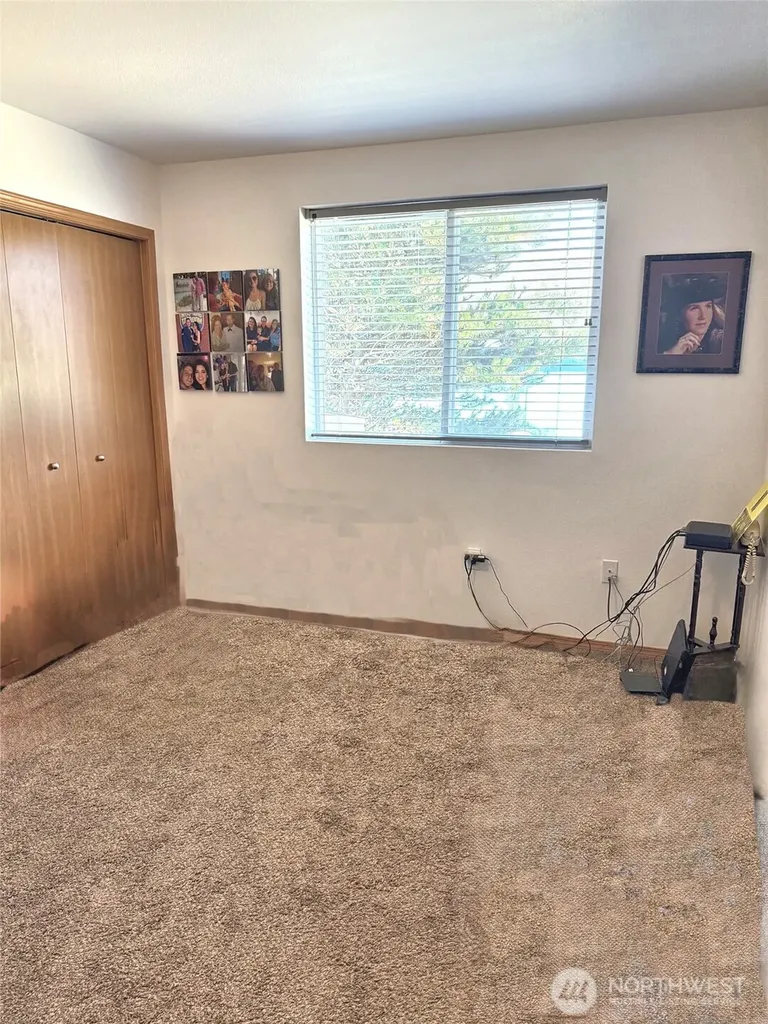 393 Canal Drive NE Ocean Shores WA 98569