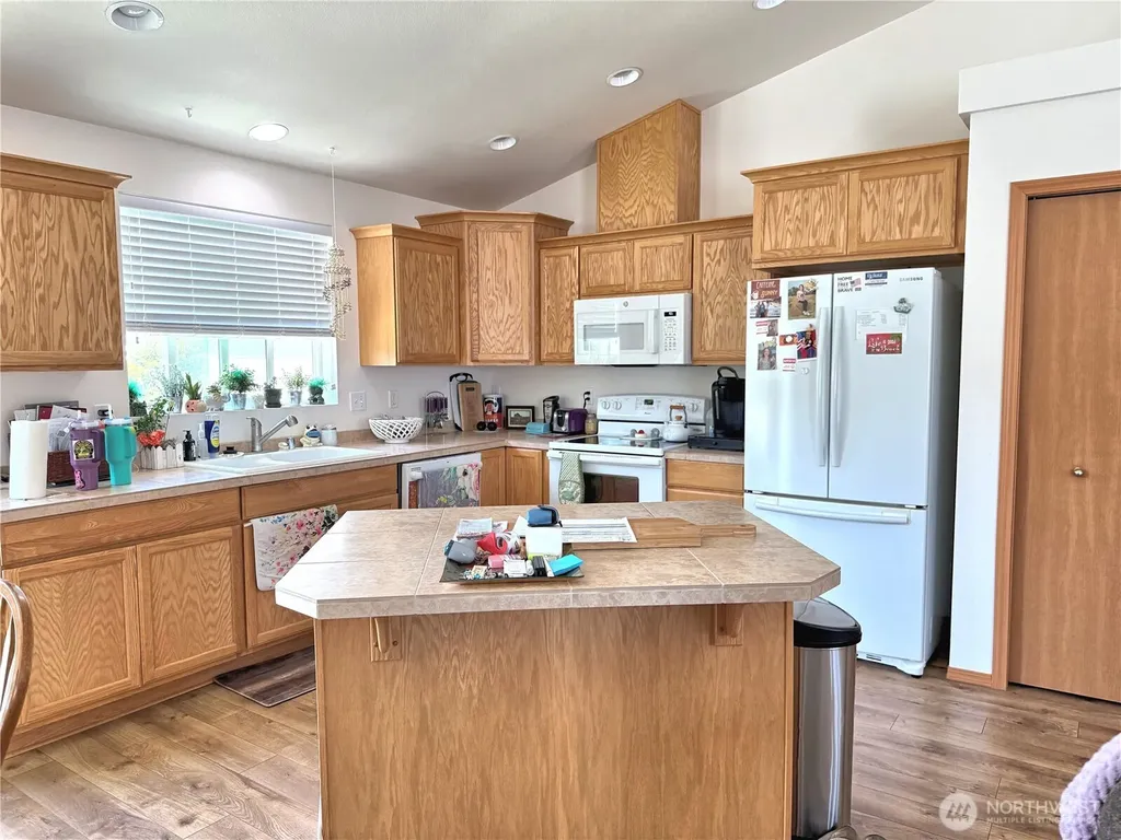 393 Canal Drive NE Ocean Shores WA 98569