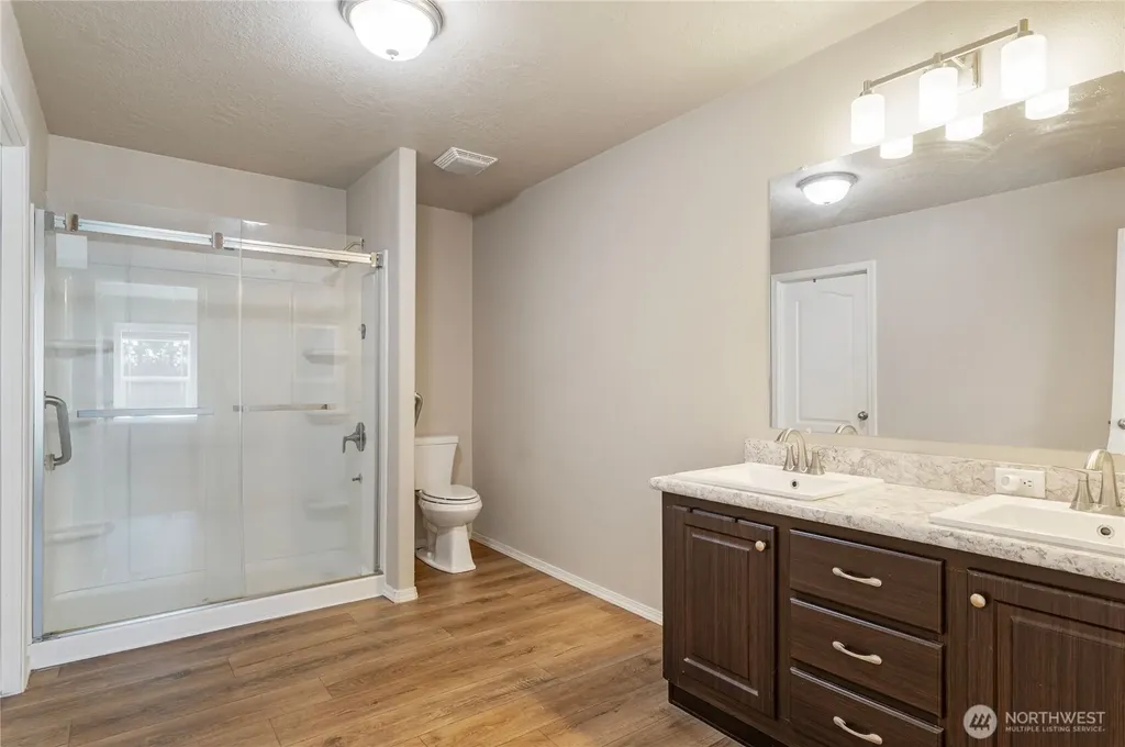 5219 5th Street Bremerton WA 98312