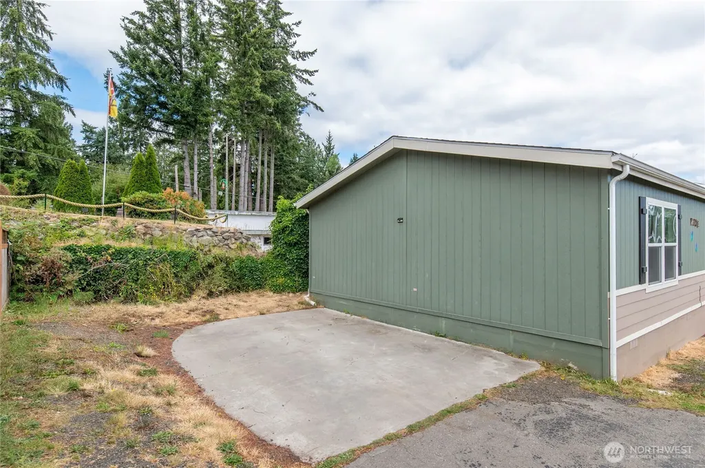 5219 5th Street Bremerton WA 98312