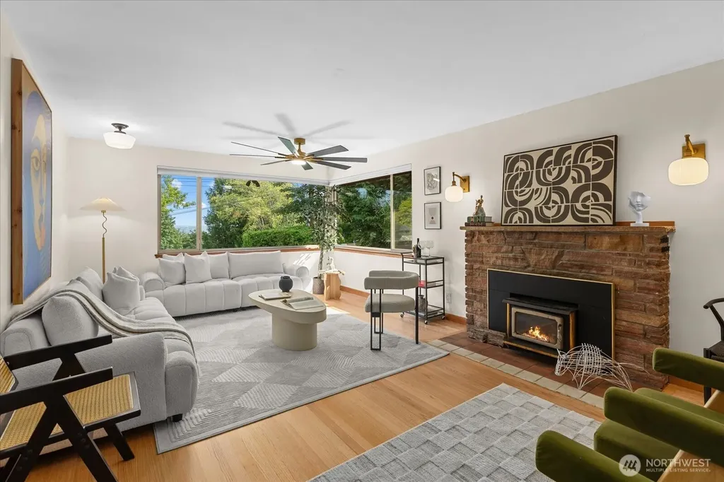 311 S 104th Street Seattle WA 98168