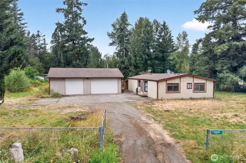 6906 243rd Avenue E Buckley WA 98321