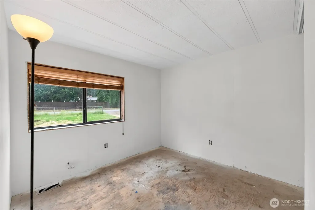 6906 243rd Avenue E Buckley WA 98321