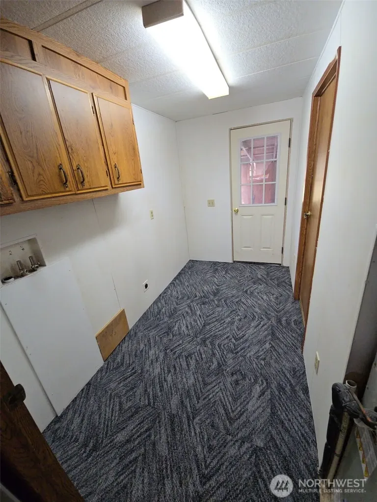 6906 243rd Avenue E Buckley WA 98321