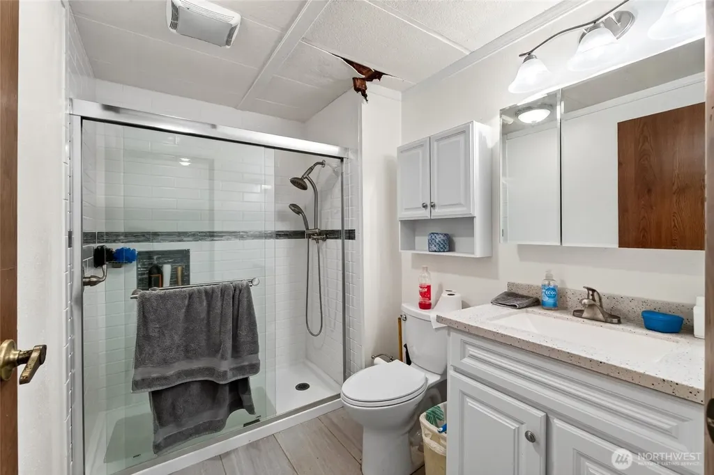 6906 243rd Avenue E Buckley WA 98321