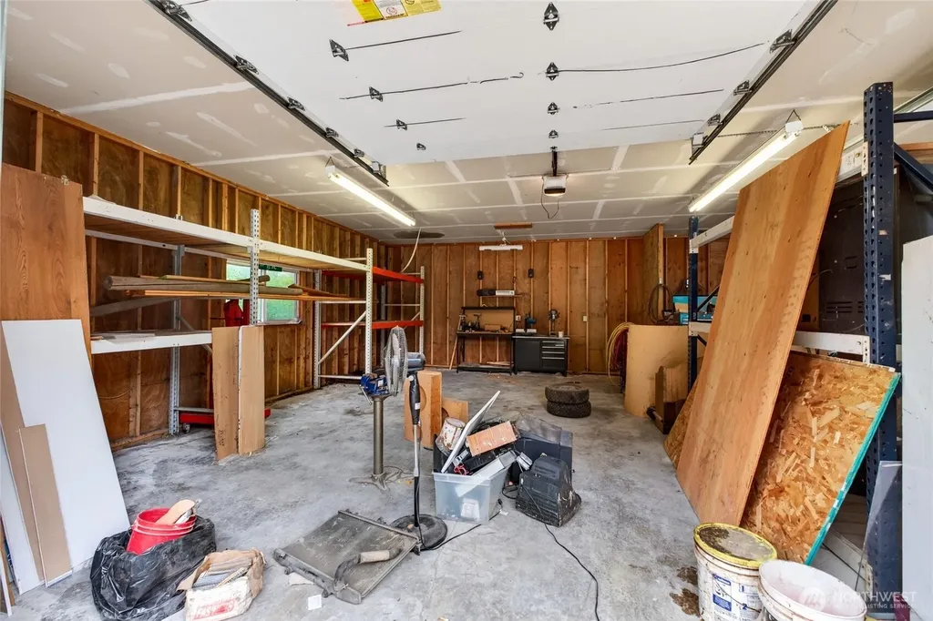 6906 243rd Avenue E Buckley WA 98321