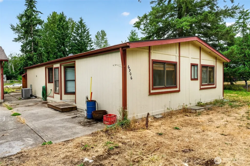 6906 243rd Avenue E Buckley WA 98321