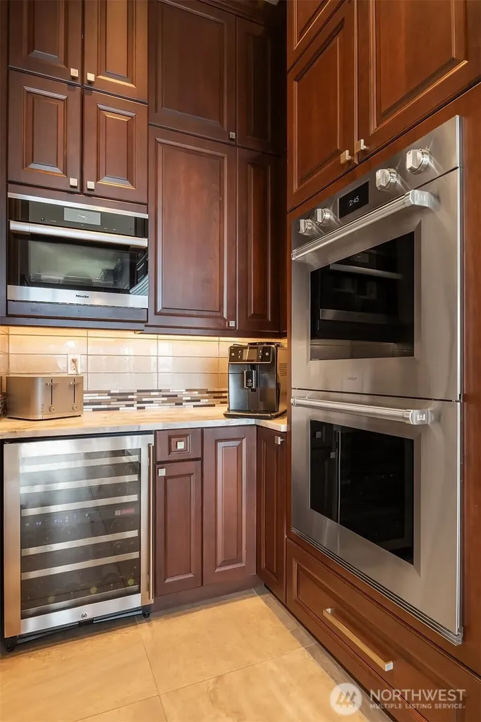 10410 NE 58th Street Kirkland WA 98033