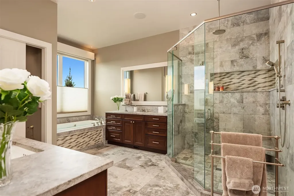 10410 NE 58th Street Kirkland WA 98033