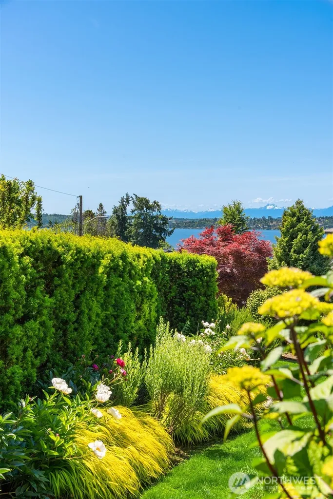 10410 NE 58th Street Kirkland WA 98033