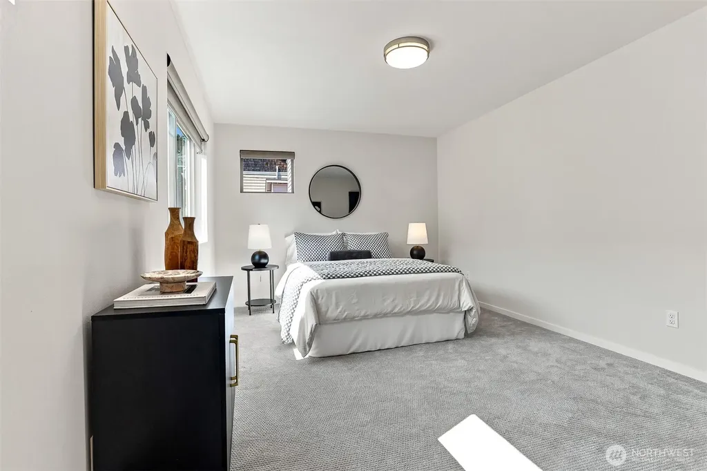 8527 Interlake Avenue N Seattle WA 98103