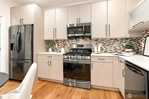 8527 Interlake Avenue N Seattle WA 98103