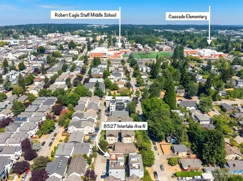 8527 Interlake Avenue N Seattle WA 98103