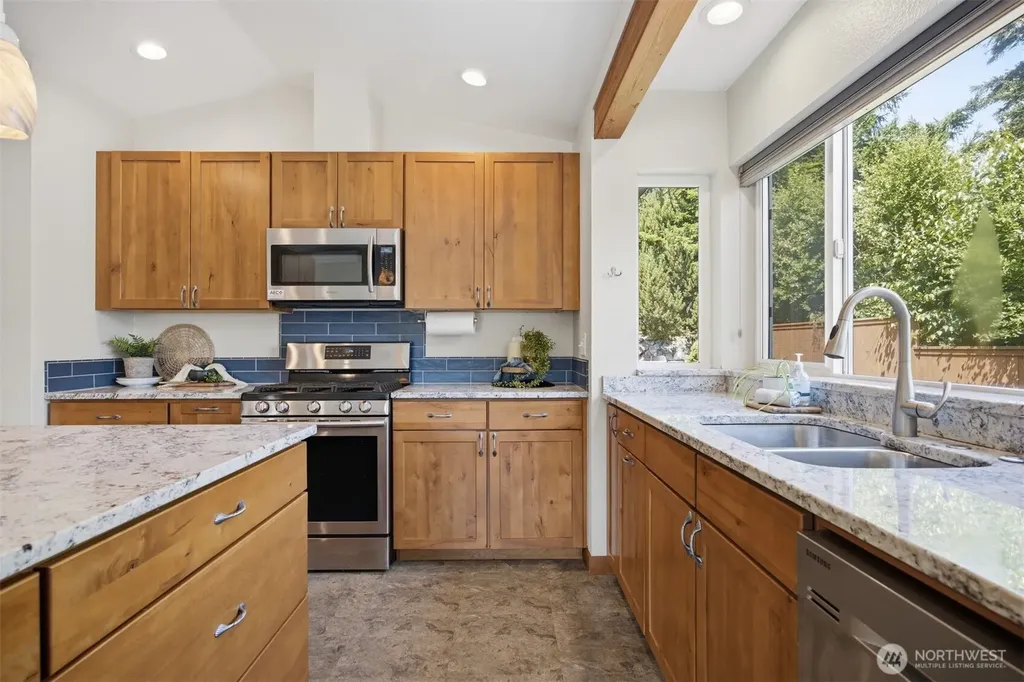 4215 Northridge Way Bellingham WA 98226