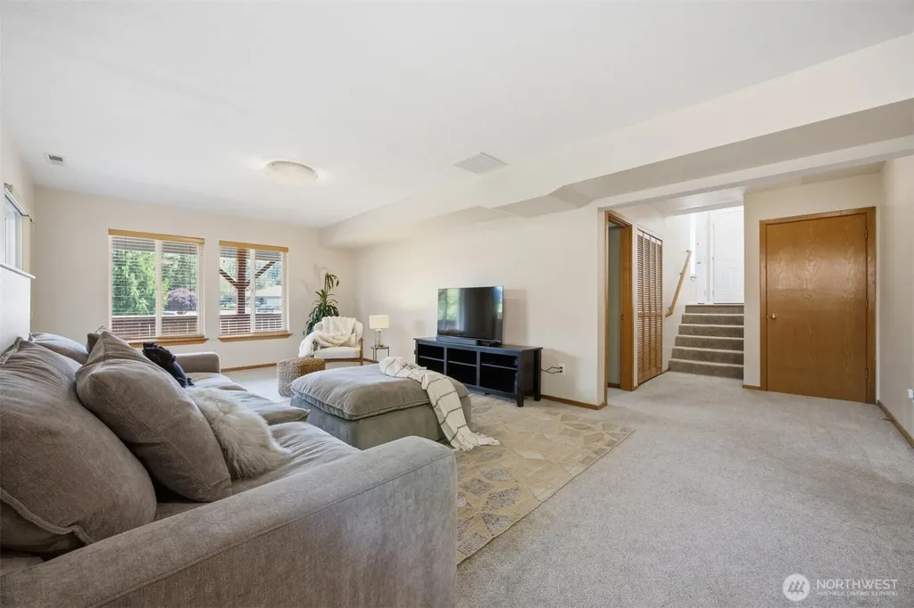 4215 Northridge Way Bellingham WA 98226
