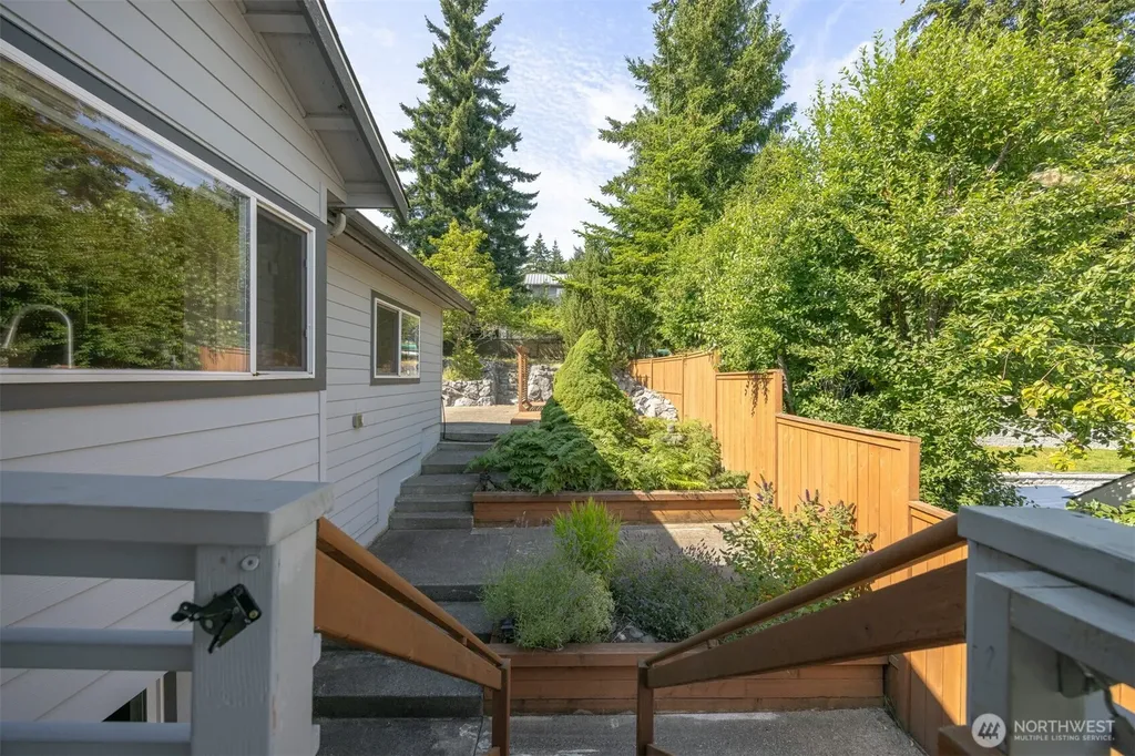 4215 Northridge Way Bellingham WA 98226
