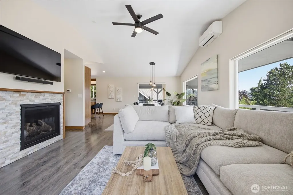 4215 Northridge Way Bellingham WA 98226