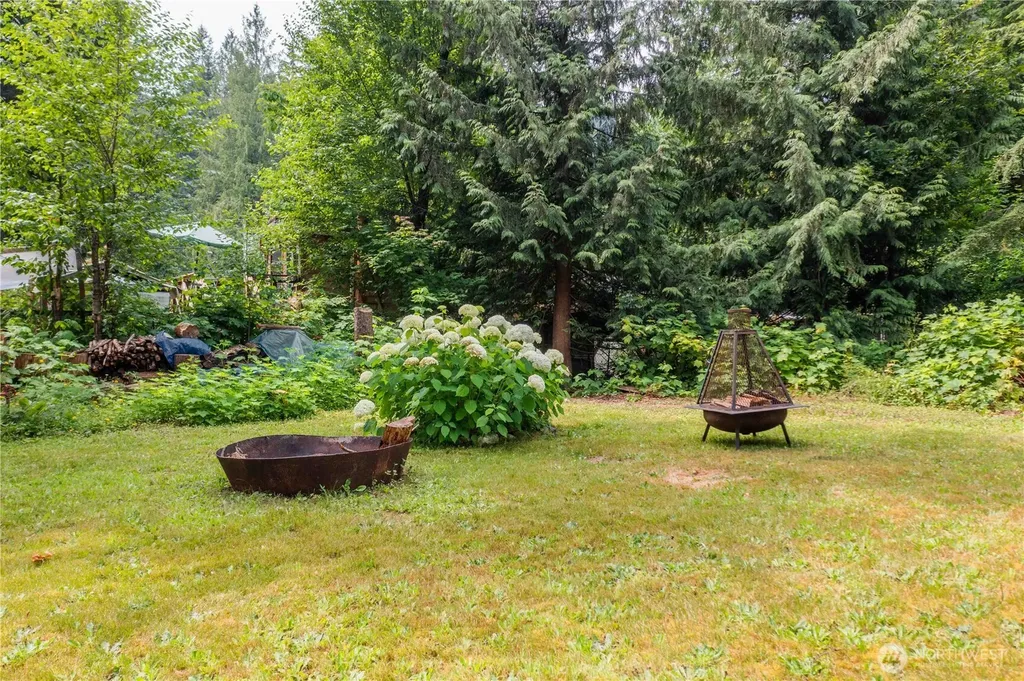 6196 Olive Way Maple Falls WA 98266