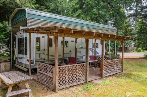 6196 Olive Way Maple Falls WA 98266