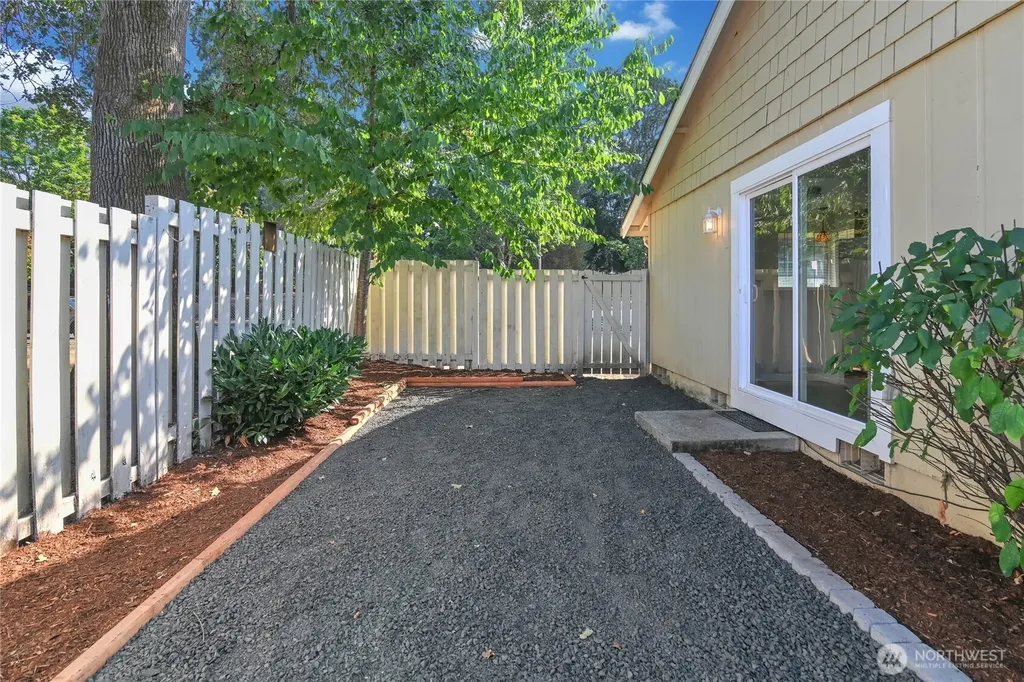 4936 Cottage Lane SE Lacey WA 98503