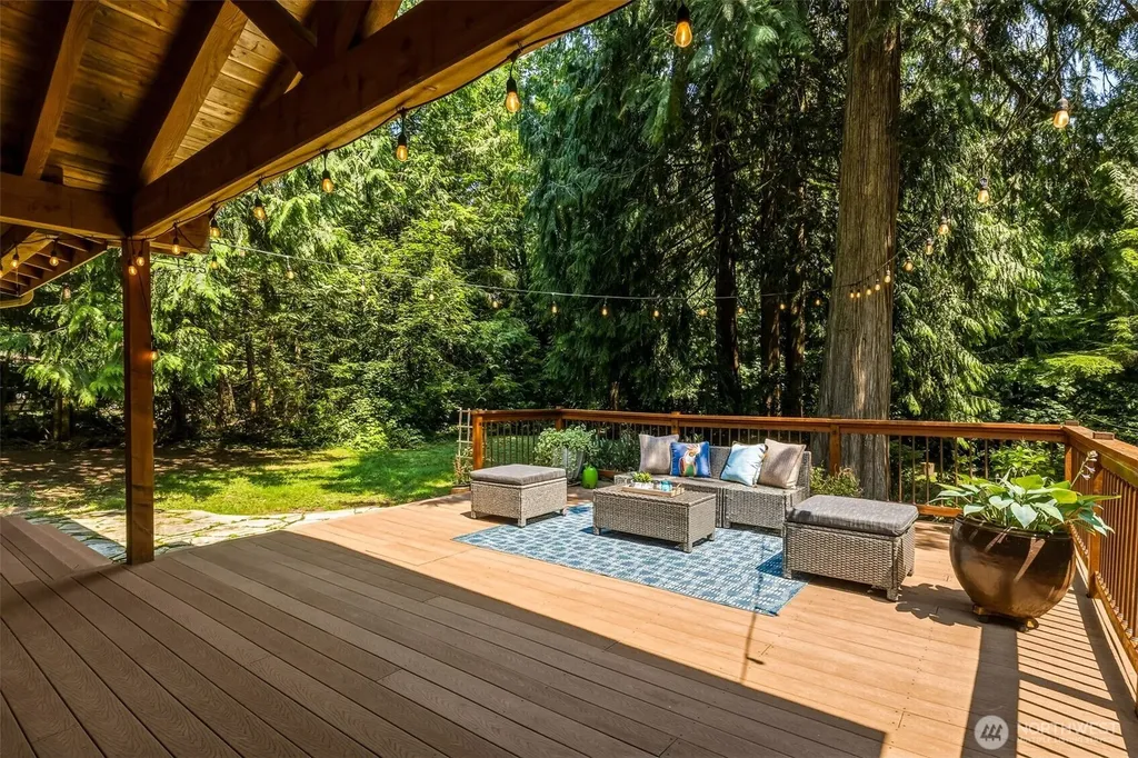 14924 258 Avenue SE Issaquah WA 98027