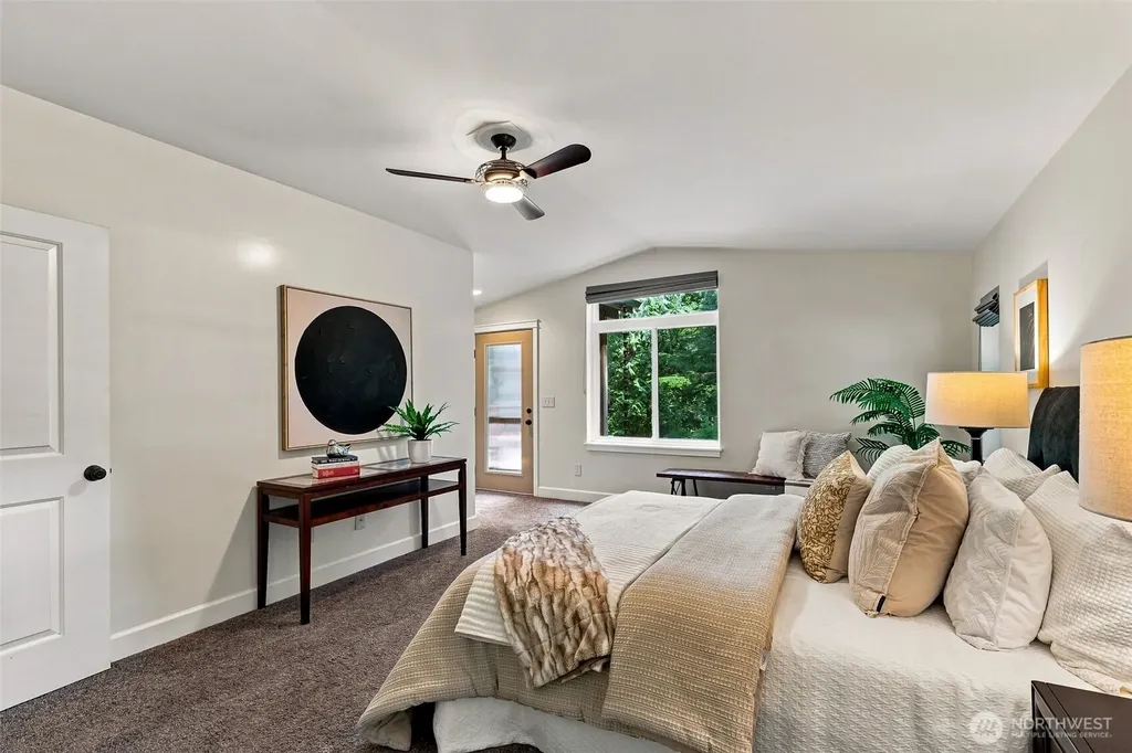 14924 258 Avenue SE Issaquah WA 98027