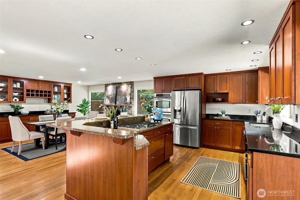 14924 258 Avenue SE Issaquah WA 98027