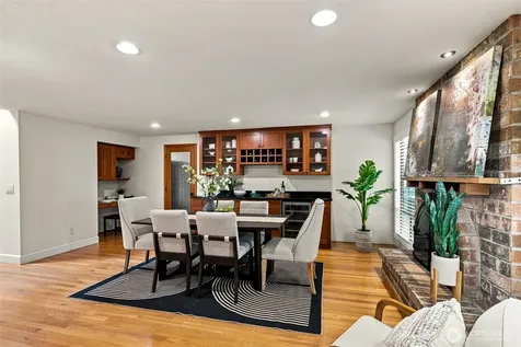 14924 258 Avenue SE Issaquah WA 98027