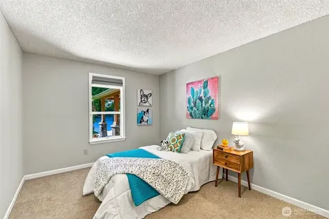 14924 258 Avenue SE Issaquah WA 98027